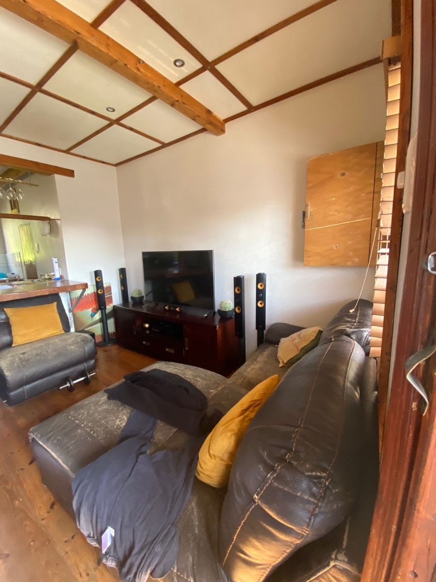 2 Bedroom Property for Sale in Richmond Hill Eastern Cape